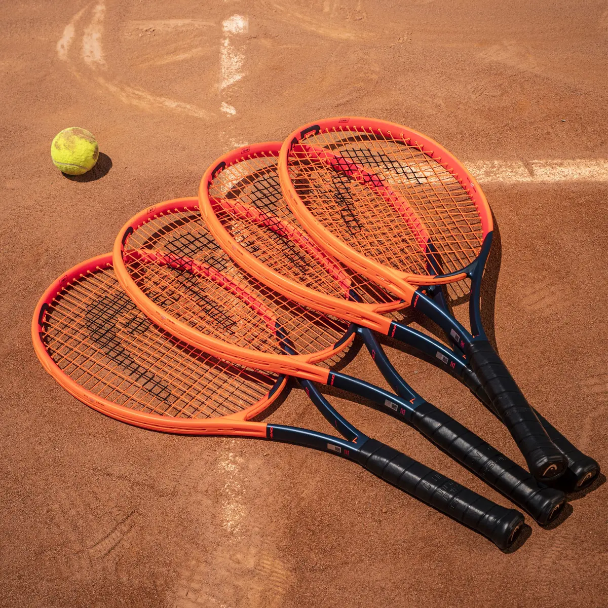 HEAD RADICAL MP 2023 TENNIS RACQUET (UNSTRUNG)